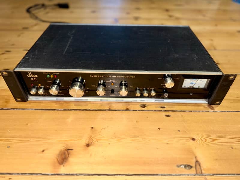 dbx 165 Over Easy Compressor / Limiter image 1
