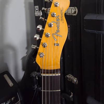 Fender American Vintage II '63 Telecaster 2022 - Present - Crimson Red Transparent image 6