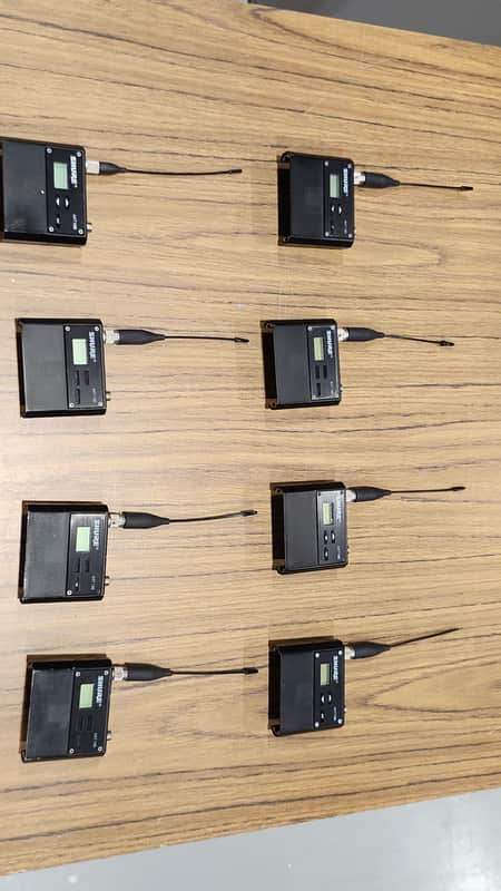 Axient Wireless AXT100LEMO3-J5 Wireless Bodypack Transmitter with LEMO3 Connector image 1