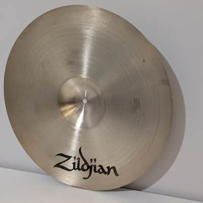Zildjian 18" A Series Medium Crash Cymbal 1982 - 2012 - Traditional image 10