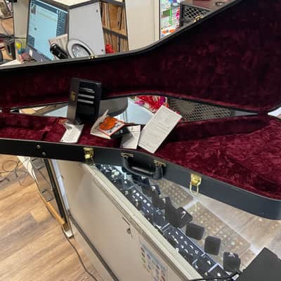 Gibson custom shop 1958 mahogany flying v walnut 58 reissue image 10