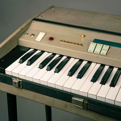 Farfisa Mini Compact 37-Key Organ 1964 - 1968 - Gray with White-Black Keys image 4