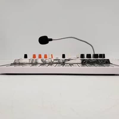 Arturia MicroFreak Vocoder Edition 25-Key Algorithmic Synthesizer 2021 - Present - White image 3