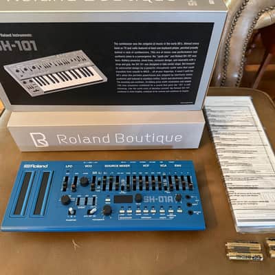 Roland SH-01A Boutique Series Monophonic Synthesizer Module - Limited Blue version