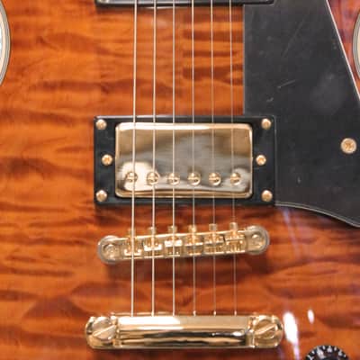 Oscar Schmidt OE20 Electric Guitar, Serpentine Quilted image 3