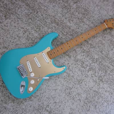 Squier 40th Anniversary Vintage Edition Stratocaster 2022 - Present - Satin Sea Foam Green