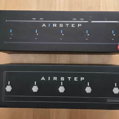 XSonic Airstep Lite 5-Button Bluetooth Controller 2020 - Present - Black image 1
