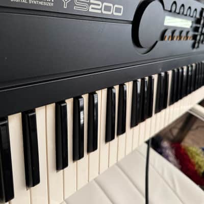 Yamaha YS200 FM Synthesizer 1988 - Black image 5