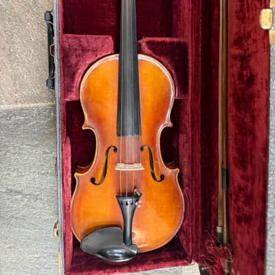 German Violin with case and bow, full size. William Lewis brand brand German Violin. Full size with case and bow. image 1