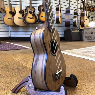 Lanikai OA-S Oak Soprano Ukulele w/Padded Gig Bag image 2