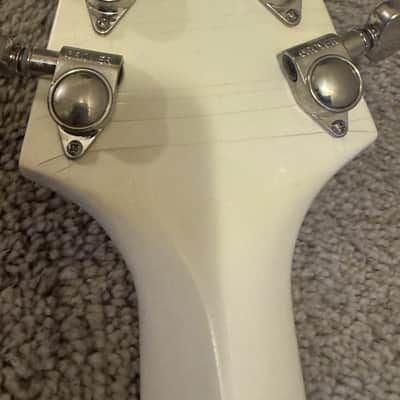 Epiphone Brendon Small Signature "Snow Falcon" Flying V 2017 - 2019 - Snow Burst image 17