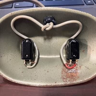 Music Man- 2 button footswitch, Reverb & Tremolo, needs repair image 2