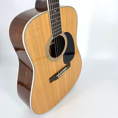 2007 Martin D-35 - Natural image 5