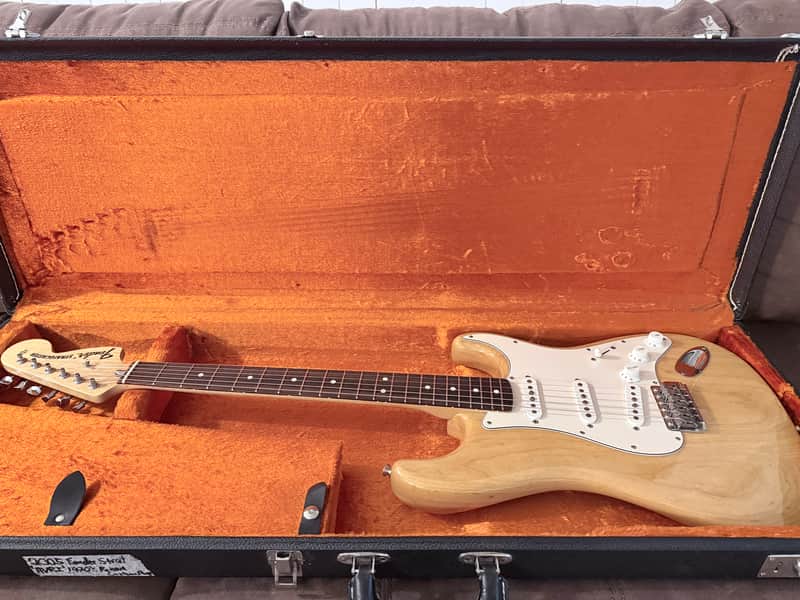 Fender American Vintage '70s Stratocaster | Reverb Canada