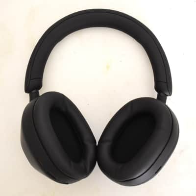 Sony WH-1000XM5 Wireless Noise-Canceling Over-the-Ear Headphones - Black image 1