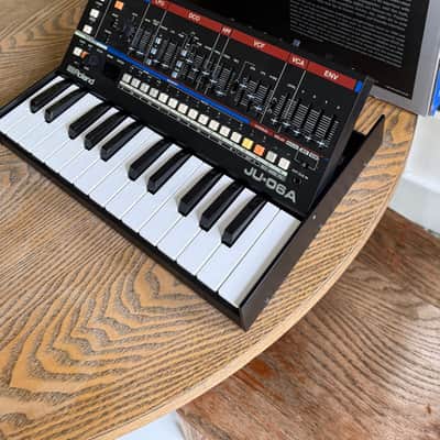 Roland JU-06A Boutique Series Synthesizer Module with K-25m Keyboard 2019 - Present - Black image 2