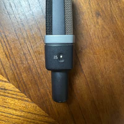 AKG C214 Large Diaphragm Cardioid Condenser Microphone 2010s - Black image 2
