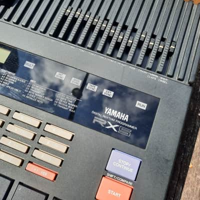 Yamaha RX5 (with box/romcard/manual/psu) Bild 2