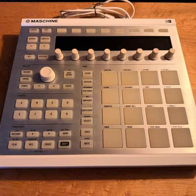 Native Instruments Maschine MKII 2010s - White image 2