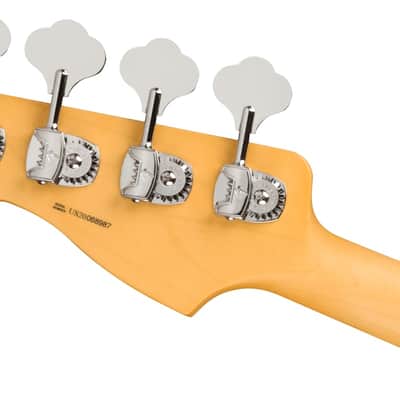 Fender American Professional II Precision Bass, Rosewood Fingerboard, Olympic White Weight 8lbs, 12.5ozs image 6