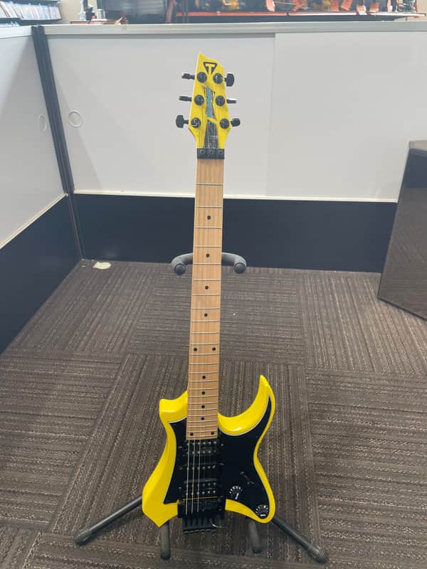 Traveler V88S Vaibrant 88 Standard 2019 - Electric Yellow image 1