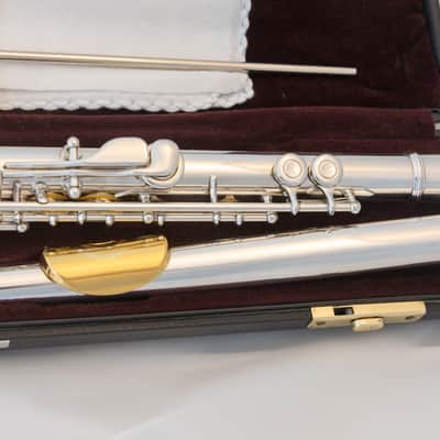 Yamaha YFL-371 Allegro Intermediate Flute *Silver Headjoint *Low-B *Split-E *Made in Japan *Cleaned & Serviced image 9