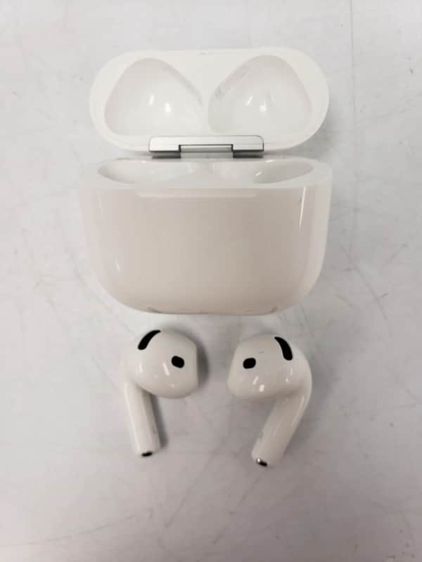 Apple Airpod 4 A3059 image 1