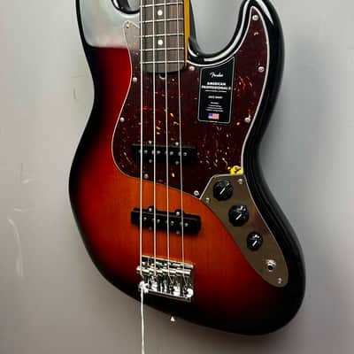 Fender American Professional II Jazz Bass 2024 - 3-Color Sunburst image 4