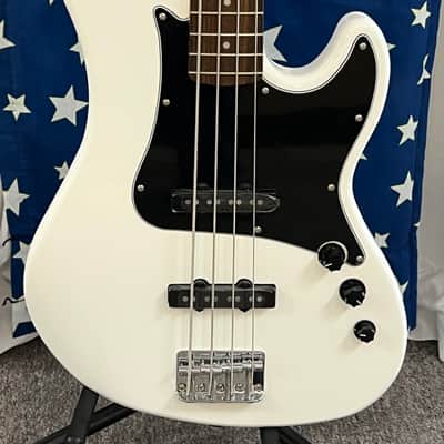 Cort GB54JJ OW 4-String Bass Guitar 2018 - Olympic White with Soft Case image 2
