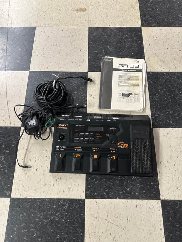 Roland GR-33