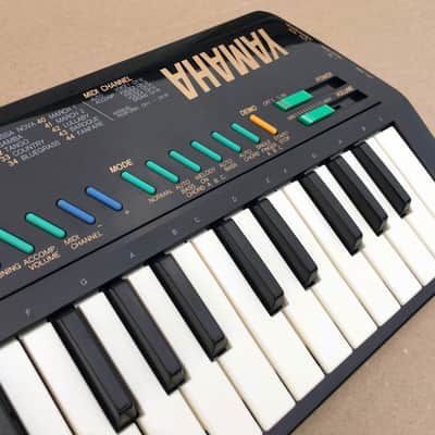 Yamaha SHS-10B Vintage Keytar FM Synthesizer Keyboard + Accessories image 4