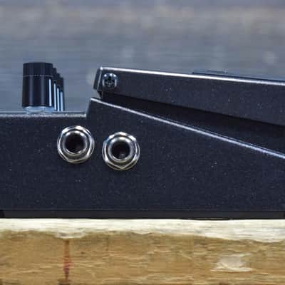 Boss RV-6 Reverb 8-Sound Modes Studio-Grade Compact Digital Reverb Effect Pedal image 6