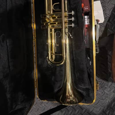 Vincent Bach TR300 Trumpet - Silver | Reverb