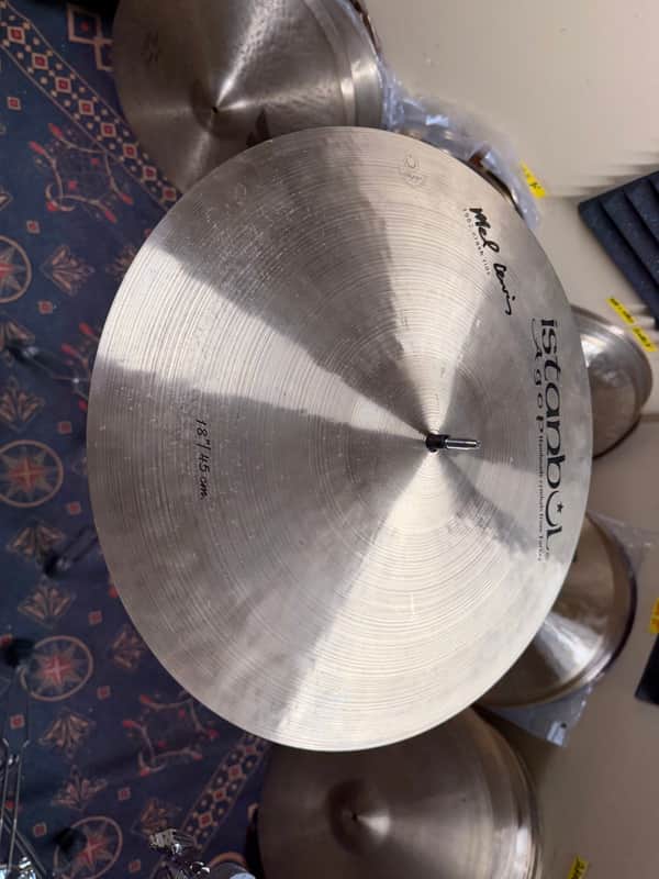 Istanbul Agop Mel Lewis 18” ride cymbal 1488 grams excellent image 1