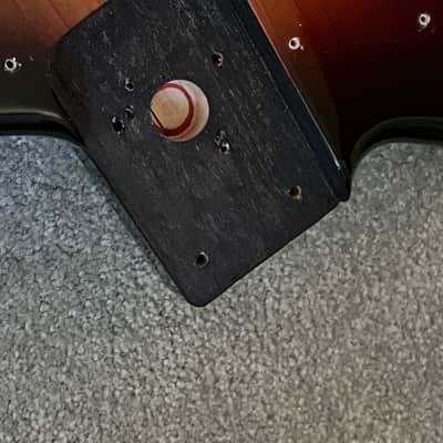 Fender Player Plus Meteora body bass Sunburst image 3