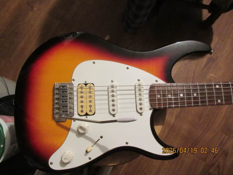 Peavey raptor exp 2000's - tobacco burst image 1