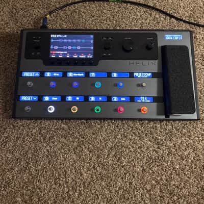 Line 6 Helix Floor Limited Edition 2019 Space Gray + Helix Backpack – Excellent image 4