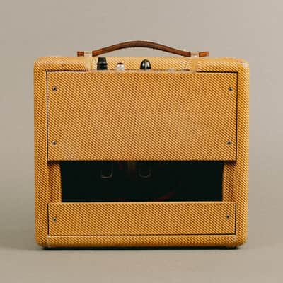 1962 Fender Champ Amp Tweed 5F1 image 2