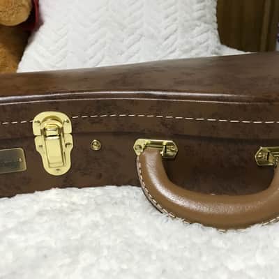 Gibson Les Paul Historic Custom Shop Cali Lifton Case New Made in Costa Rica rare excellent new image 4