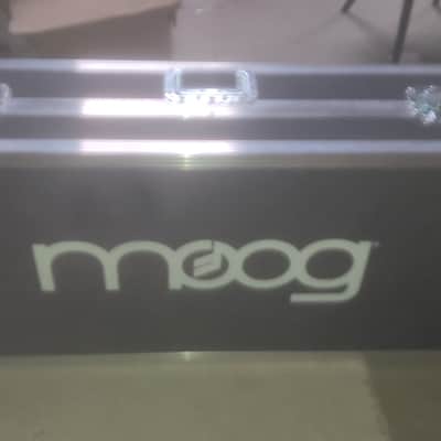 Moog Case Moog-One 2022 (ENVOI FRANCE SEULEMENT)