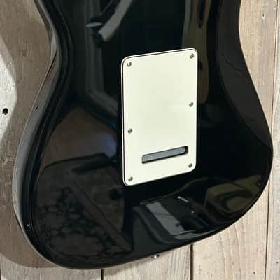 Excellent 2021 Fender Player Stratocaster with Maple Fretboard - Black, Ships Ultra Fast with Gig Bag and Pro Set Up! image 10