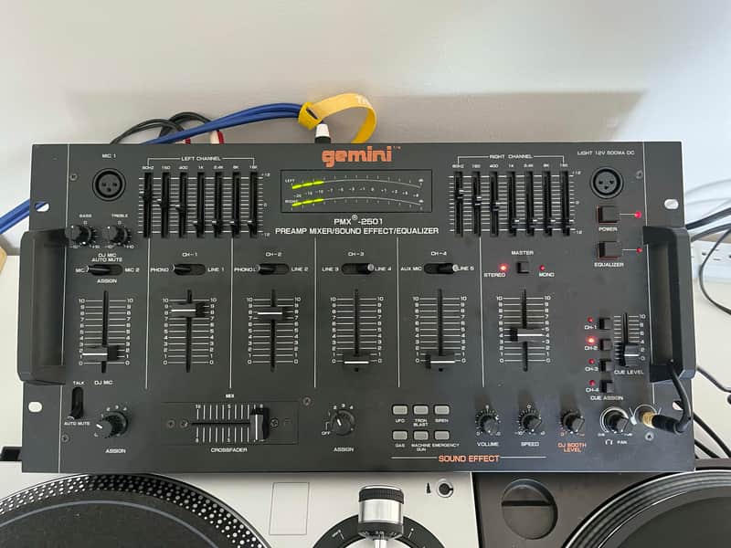 Gemini Gemini PMX-2501 Stereo DJ Mixer - Phono, Black image 1