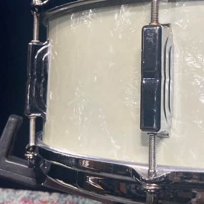 Leedy - 5.5x14" "Slingerleedy" No. 390 Shelley Manne Model Snare Drum 1958 - White Marine Pearl image 7