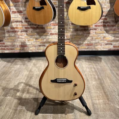 Fender Highway Series Parlor - Natural image 4