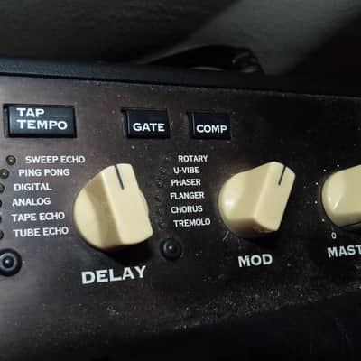 Line 6 Flextone III Ampli Guitare Combo à modelisations 75 Watts image 9