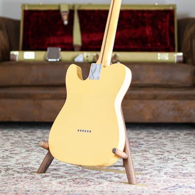 Fender American Vintage '52 Telecaster | Butterscotch Blonde image 2