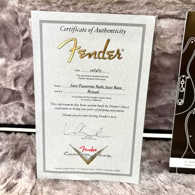 Fender Jazz Bass Jaco Pastorius Tribute Relic 2013 Custom Shop Sunburst Fretless image 18