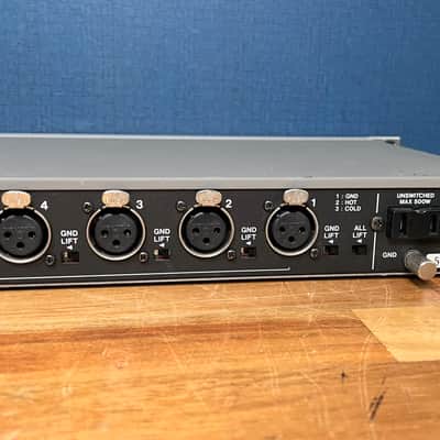 Tascam LA-81 8ch Balanced to Unbalanced Line Converter image 6