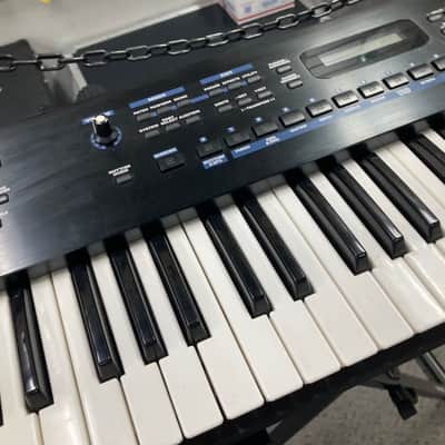 Used Roland Juno D 61-Key Synthesizer image 3