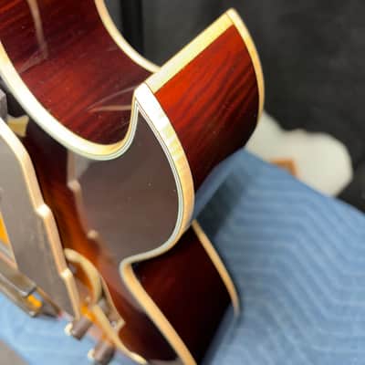 Eastman AR480CE-SB John Pisano- Present - Sunburst image 4